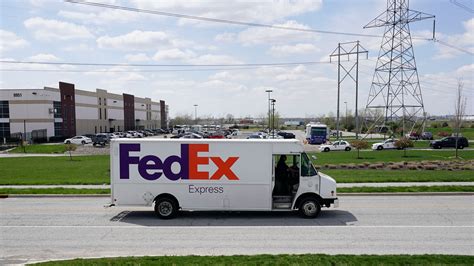 FedEx Slashes Earnings Forecast, Citing Slowdowns in Asia and Europe