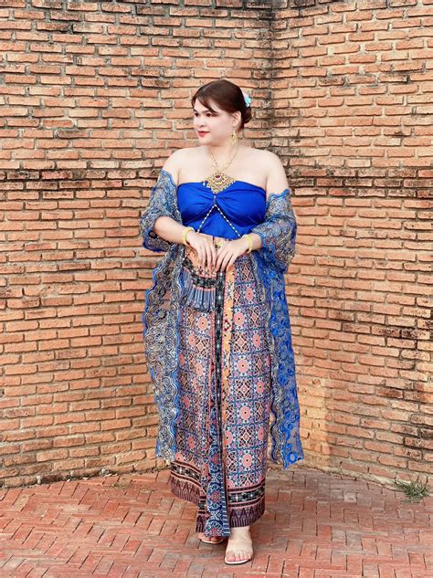 ชวนไปถ่ายรูปชุดไทยฉบับสาวอวบ📷 | แกลเลอรีที่โพสต์โดย Kluaykuanz | Lemon8