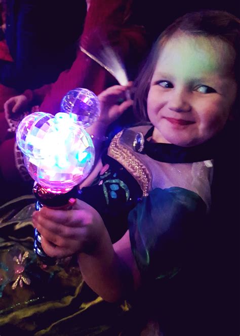 disney ice 7 - Pouting In Heels