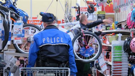 Mesquite Police prepare for Shop with a Cop