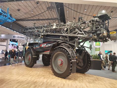 Berthoud a jeho Spectre | Mechanizaceweb.cz - odborný web o zemědělské