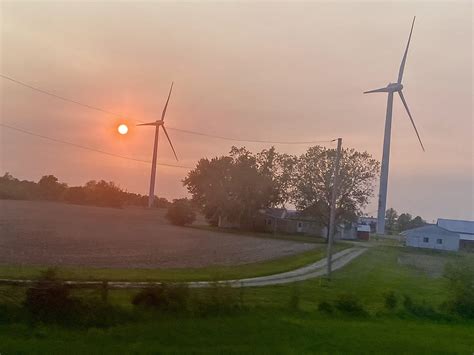 Britley Ritz on Twitter: "One more— showing off in true Midwest fashion